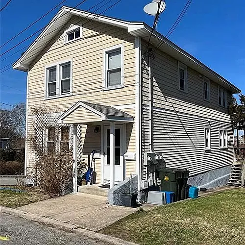 118 Riverview Ave #1 Photo 1