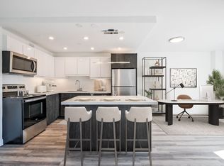 Durand Village, Hamilton, ON L8P 1T8