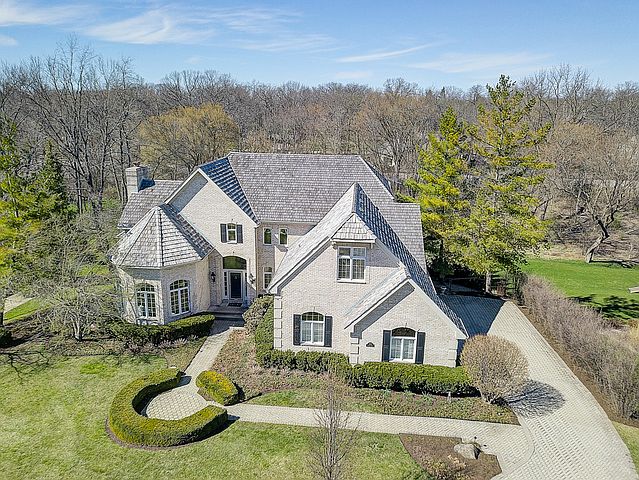 1st image of 308 Camelot Ln
