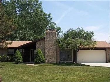 9527 Lasalle Ln photo 1