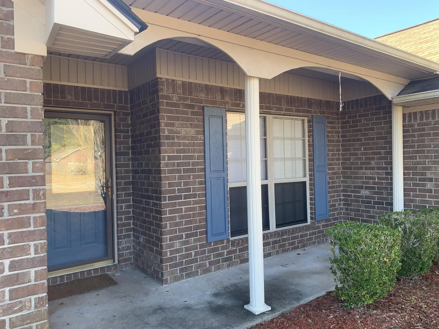 p023 1169 Cumberland Drive - 1 — Photo 4