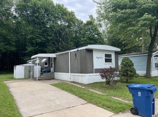 4683 Victoria Ct, Midland, MI 48642