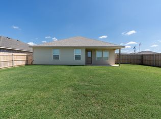 10417 SW 40th St, Mustang, OK 73064