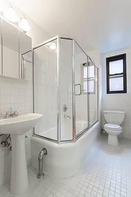 Rented by Compass | media 9