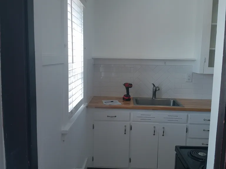 340 S Arthur Ave #310 — Photo 4
