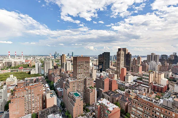 Sold by Corcoran | media 10