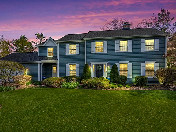 2nd image of 12 Thornfield Ln