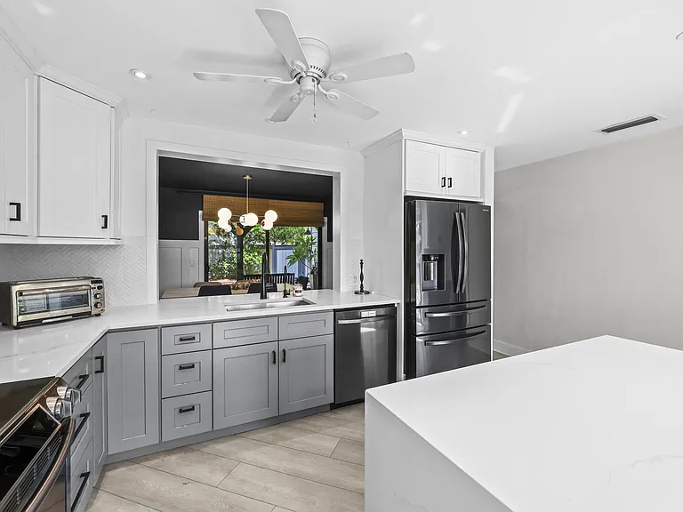 13400 Bedford Mews Ct — Photo 24