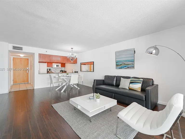 1200 Brickell Bay Dr #3614 — Photo 7
