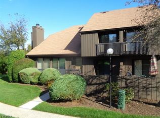 133 Westgate Dr, Edison, NJ 08820