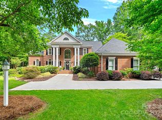 1317 Longleaf Ct, Matthews, NC 28104