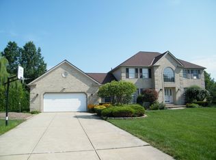 593 Dewitt Dr, Highland Heights, OH 44143