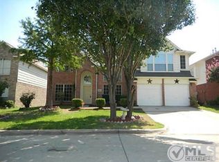 6778 Daren Dr, Fort Worth, TX 76137