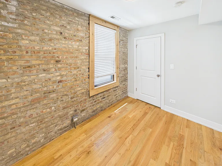 2819 W 25th St #2 — Photo 16