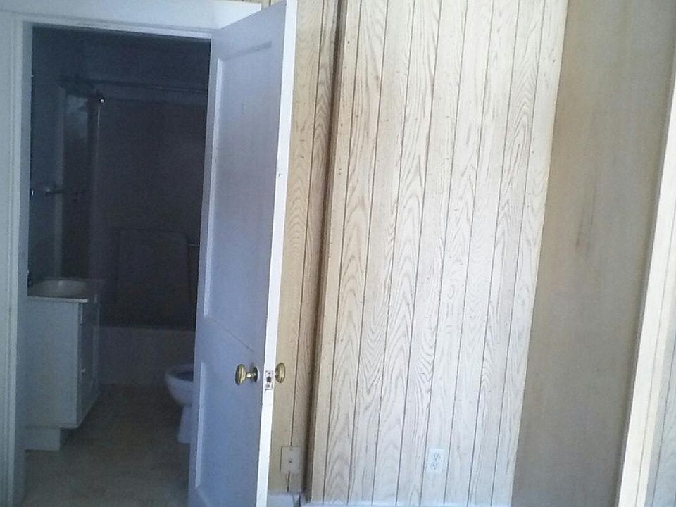 2nd image of 9 Kelley St