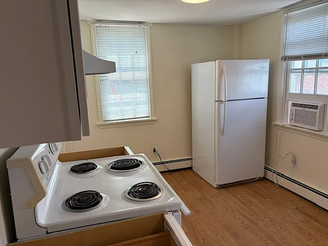 478 Middle St #1 — Photo 7