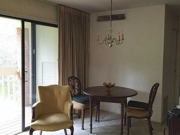 4th image of 7439 Little River Tpke APT 201