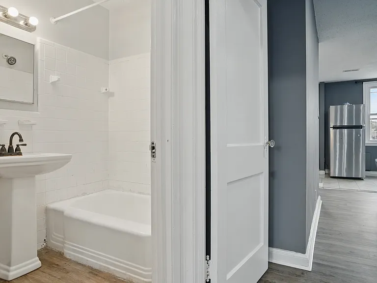 1452 Hellerman St #2 — Photo 15