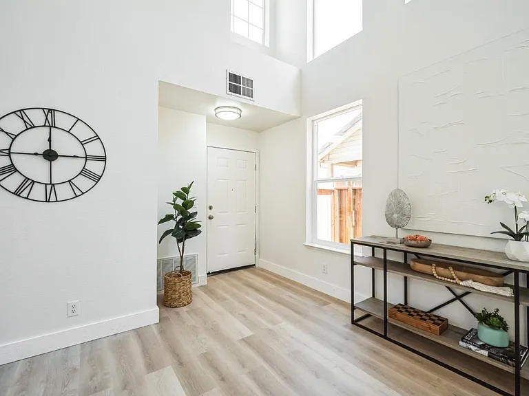 5324 Catanzaro Way — Photo 6