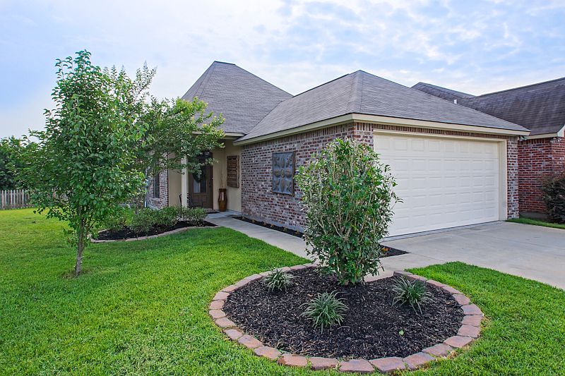 1st image of 40362 Creek Bend Dr
