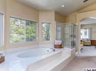 26830 Canyon End Rd, Canyon Country, CA 91387