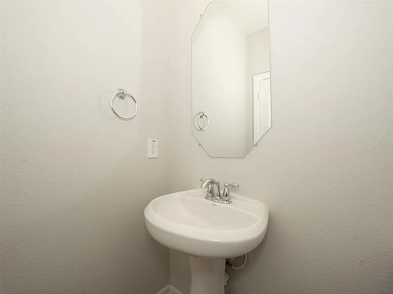 8231 Red Shinner Way — Photo 26