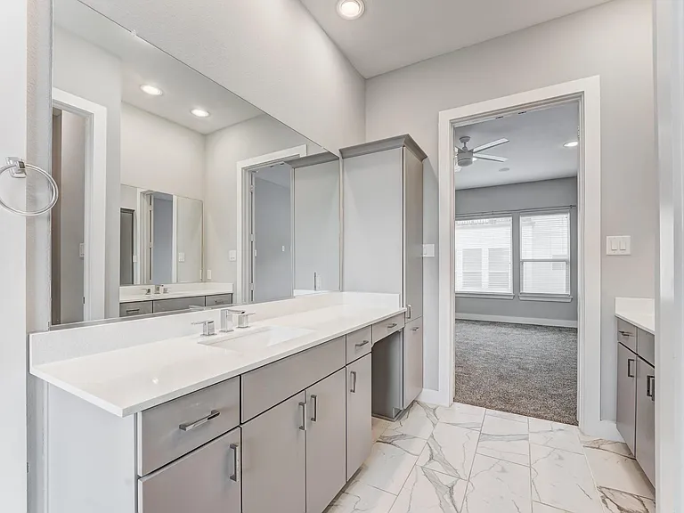 8409 Hempstead Rd #A — Photo 30