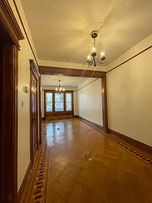 Rented by Compass | media 11