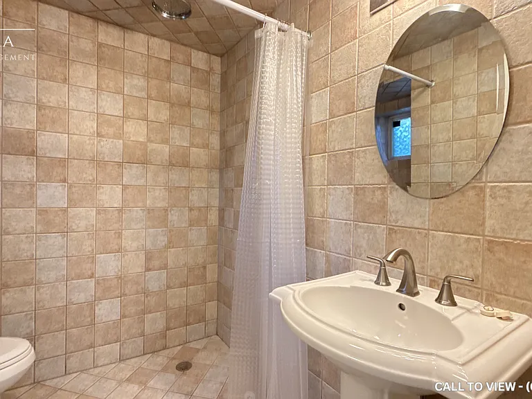 52 Rose Ave #2 — Photo 9