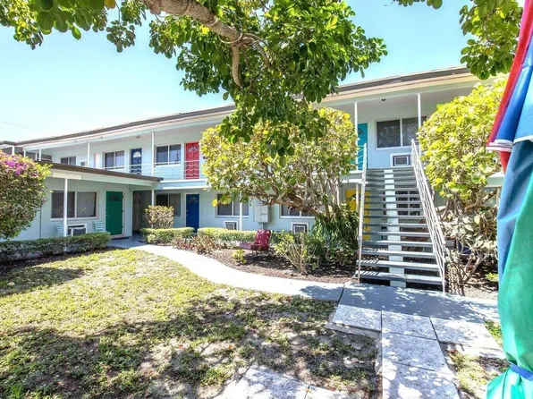 101 S Palmway, Lake Worth, FL