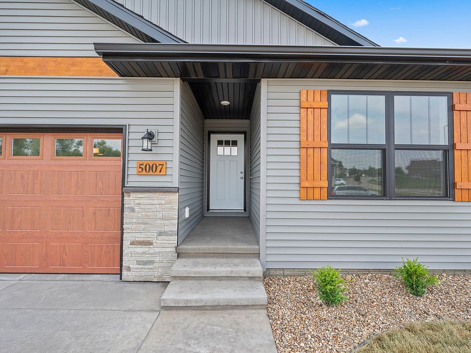 1st image of 5007 Dostal Dr