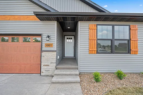 5007 Dostal Dr Photo 1
