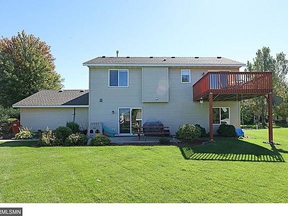 3rd image of 1388 Creekside Dr