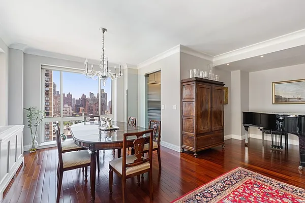 Rented by Corcoran | media 5