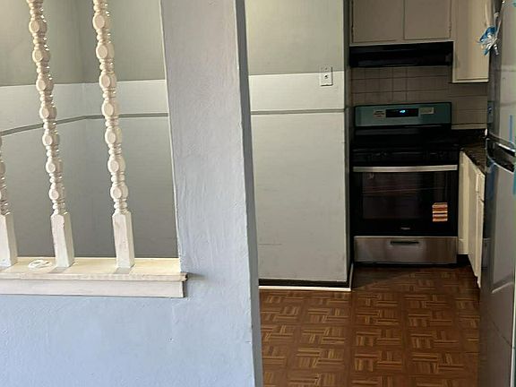 4th image of 2512 Waterbury Dr APT 703