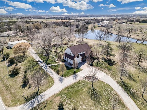 4th image of 1625 E Sunnydale Lake Cir