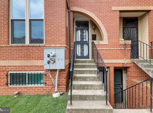 715 8th St NE, Washington, DC 20002