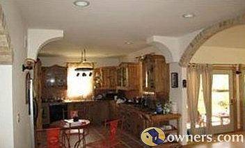 2nd image of 185 Oakwood Dr