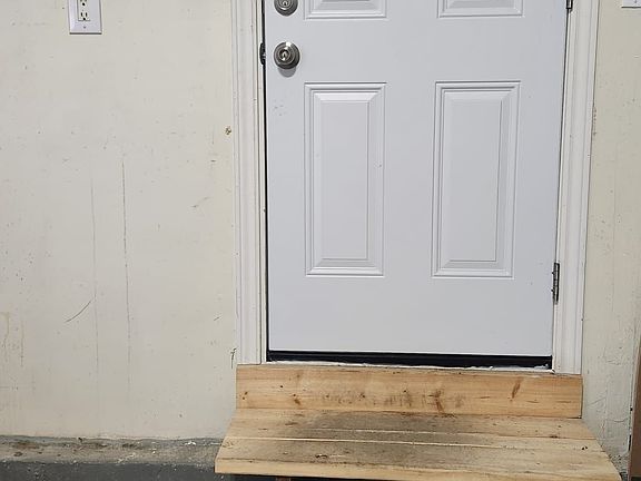 3rd image of 116 Marbella Rd