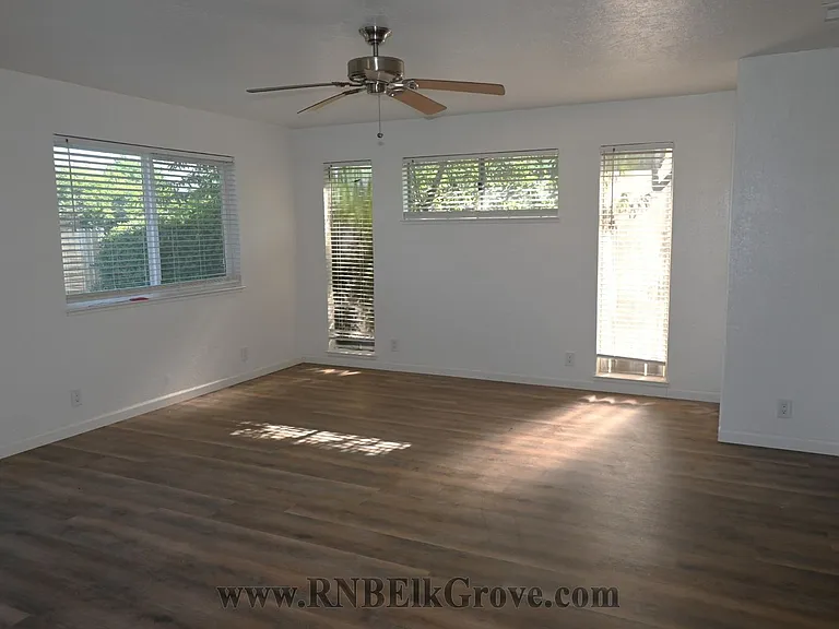 2620 Fernandez Dr — Photo 7