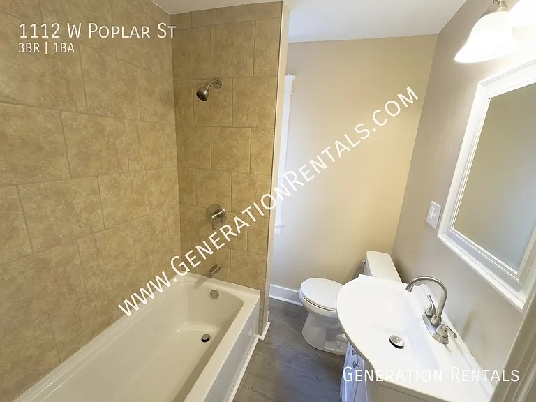 1112 W Poplar St — Photo 8