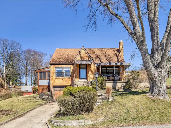 105 Oak Ave, Millvale, PA 15209