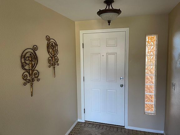4th image of 860 Pantara Pl