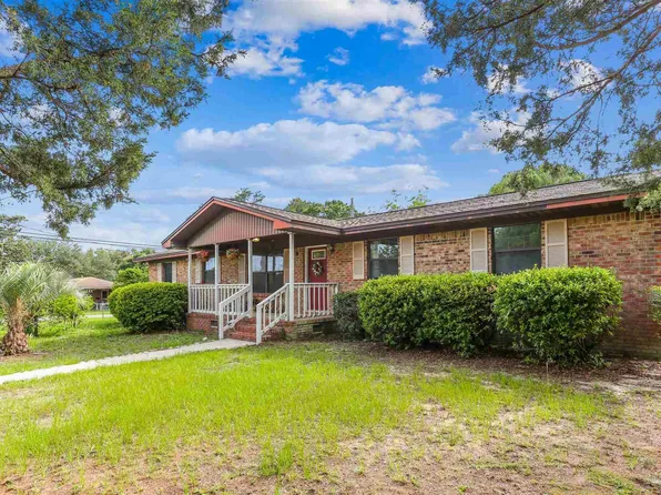 3001 Christine St, Pensacola, FL 32526