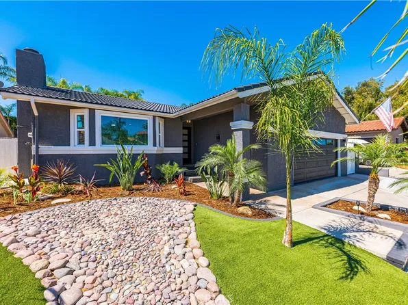 30066 Buck Tail Dr, Canyon Lake, CA 92587