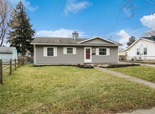 100 Winfield Ct, Bellevue, OH 44811