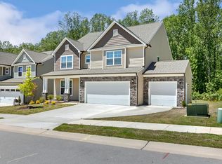 605 Hampton Crest Ct, Fuquay Varina, NC 27526