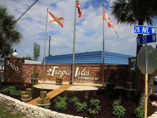 45 Edessa Dr, Palmetto, FL 34221