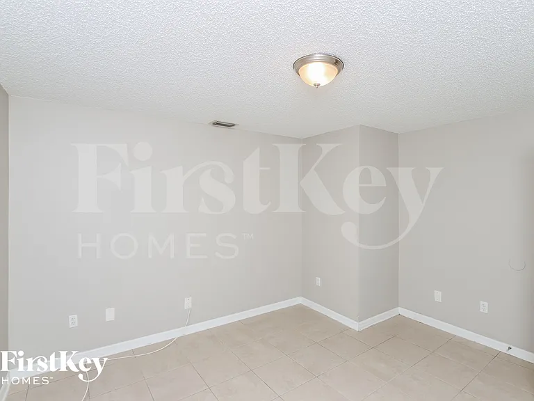 2655 San Filippo Dr SE — Photo 11