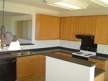 5th image of 14208 Lake Victor Dr